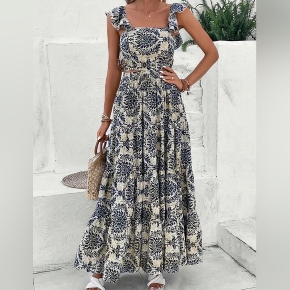 Dresses & Skirts - Boho floral print ruffle sleeves cropped top and maxi skirt set